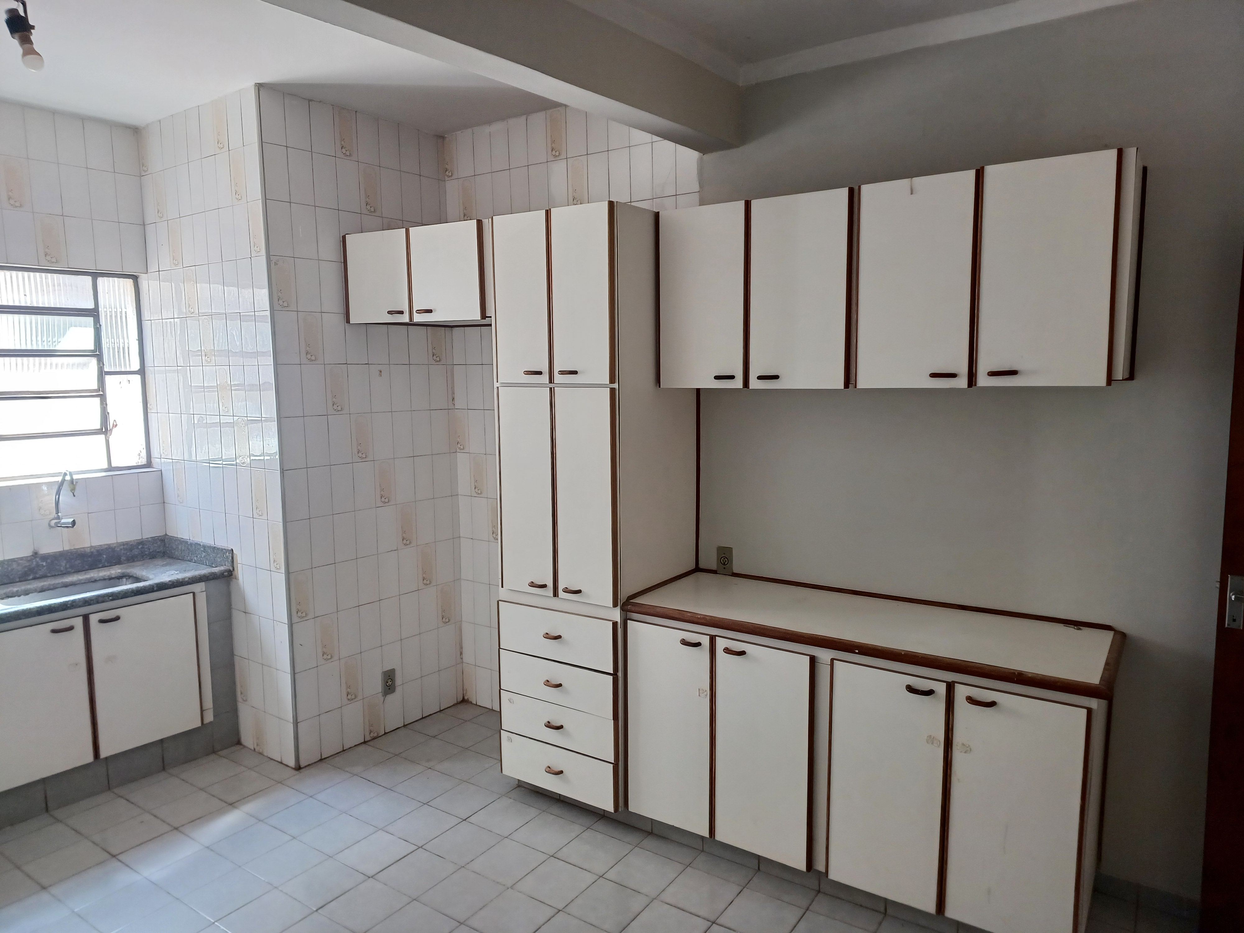 Aluga-se ou Vende-se, Apartamento no Santa Marta em Uberaba